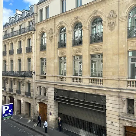 Paris Ponthieu Apartment Exterior photo